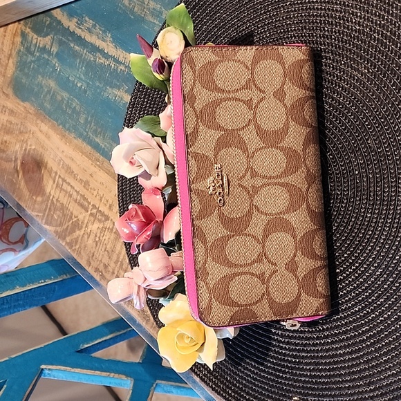 Coach Handbags - Coach Zip Around Wallet